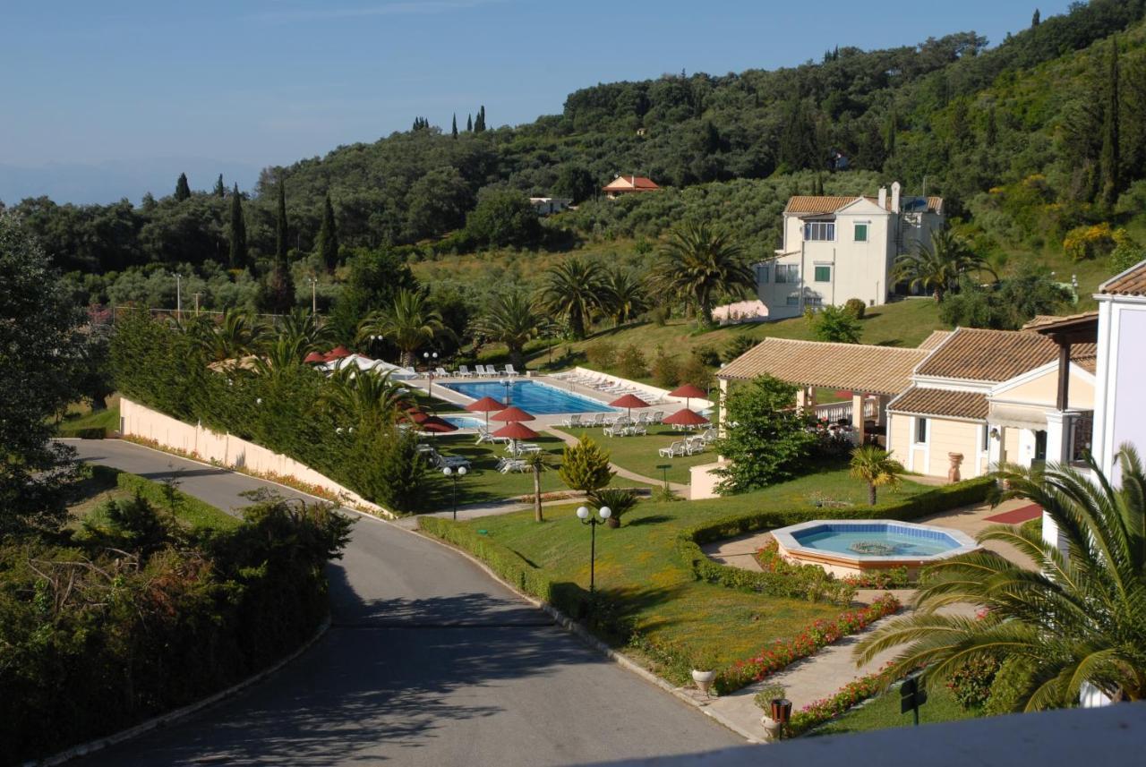 Rebecca'S Village Corfu Hotel Karousades  Bagian luar foto